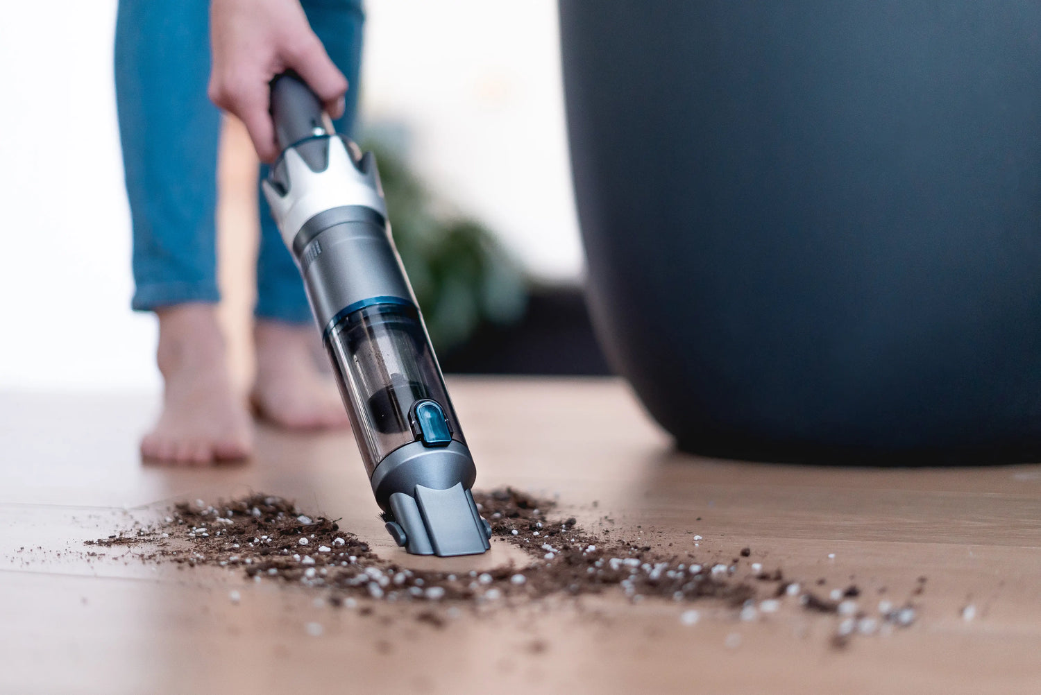 Aspirateur à main sans fil EziClean ulta-léger