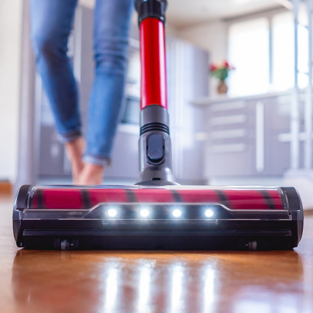 aspirateur balai sans fil eziclean fr8 flex made in france avec electrobrosse LED