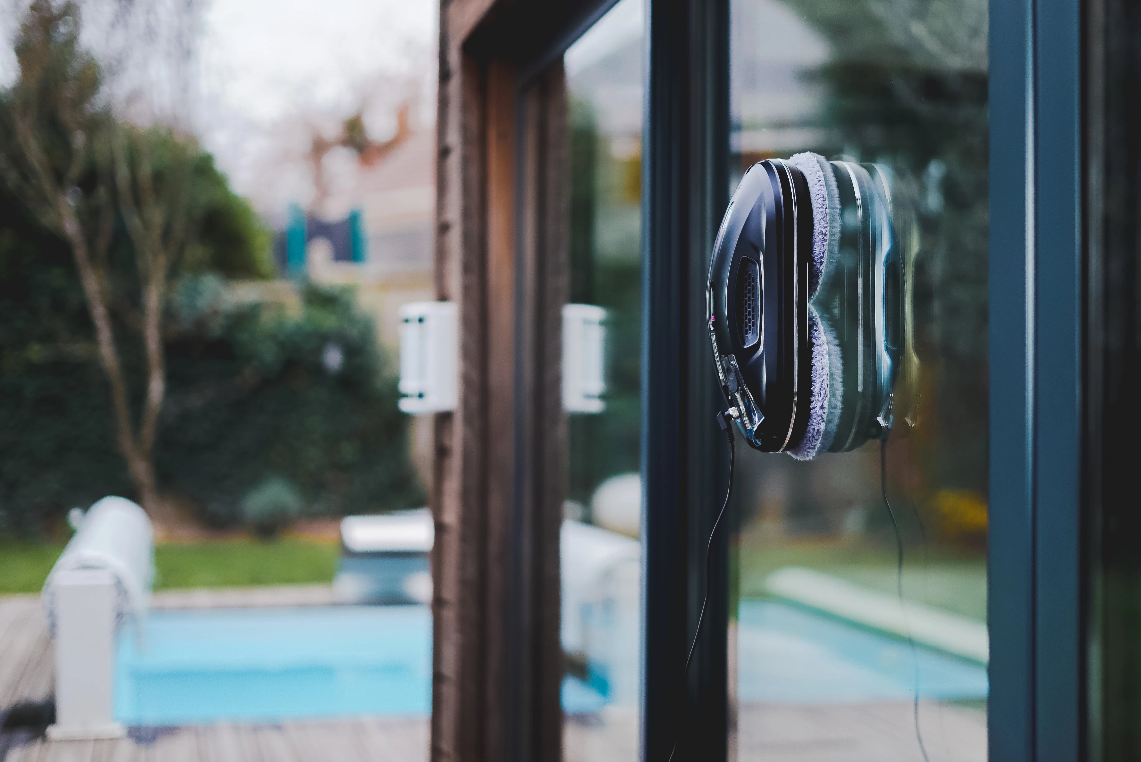 Robot lave vitres connecté par EZIClean au Maroc