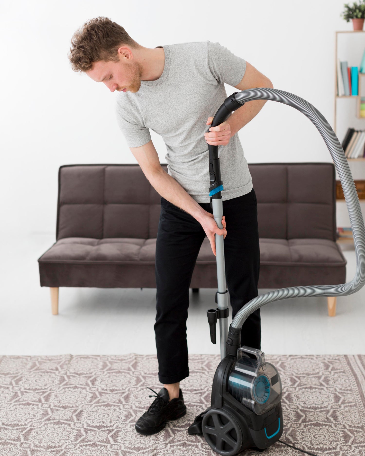 Pourquoi votre aspirateur perd de la puissance (et comment y remédier efficacement)