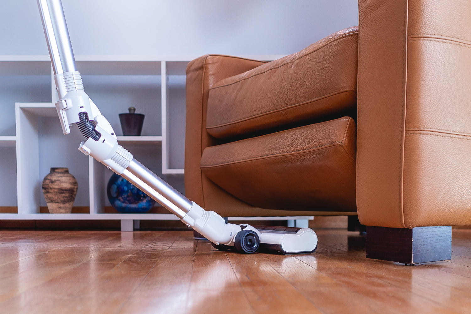 aspirateur sans fil eziclean R6 avec tube flexible